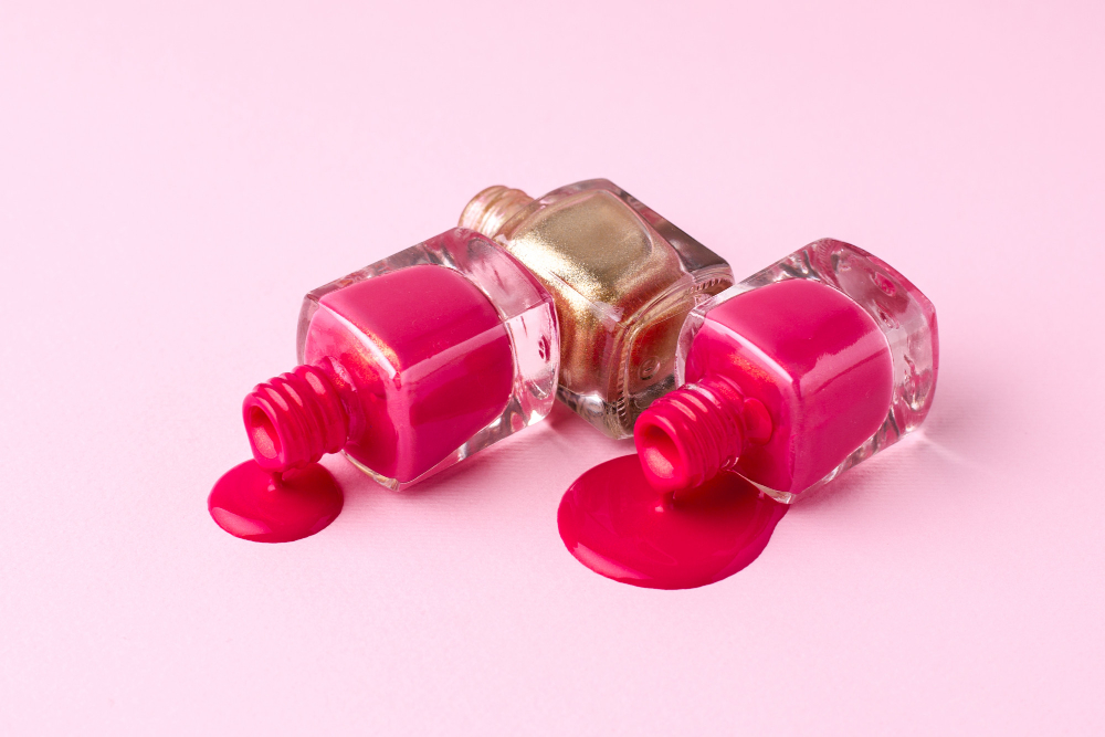 L'arte delle unghie incontra l'ecosostenibilità una guida alla nail art green